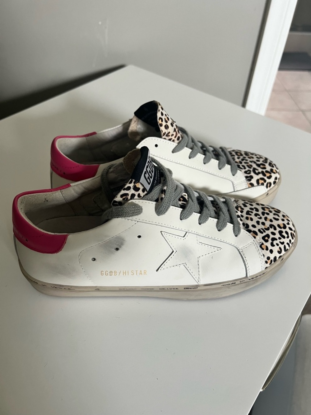 Golden Goose White Sneakers with Leopard Print and Pink Heel Tab - Picture 2 of 4